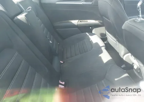 2014 Ford Fusion Se z USA, uszkodzony, nr VIN 3FA6P0H71ER120538